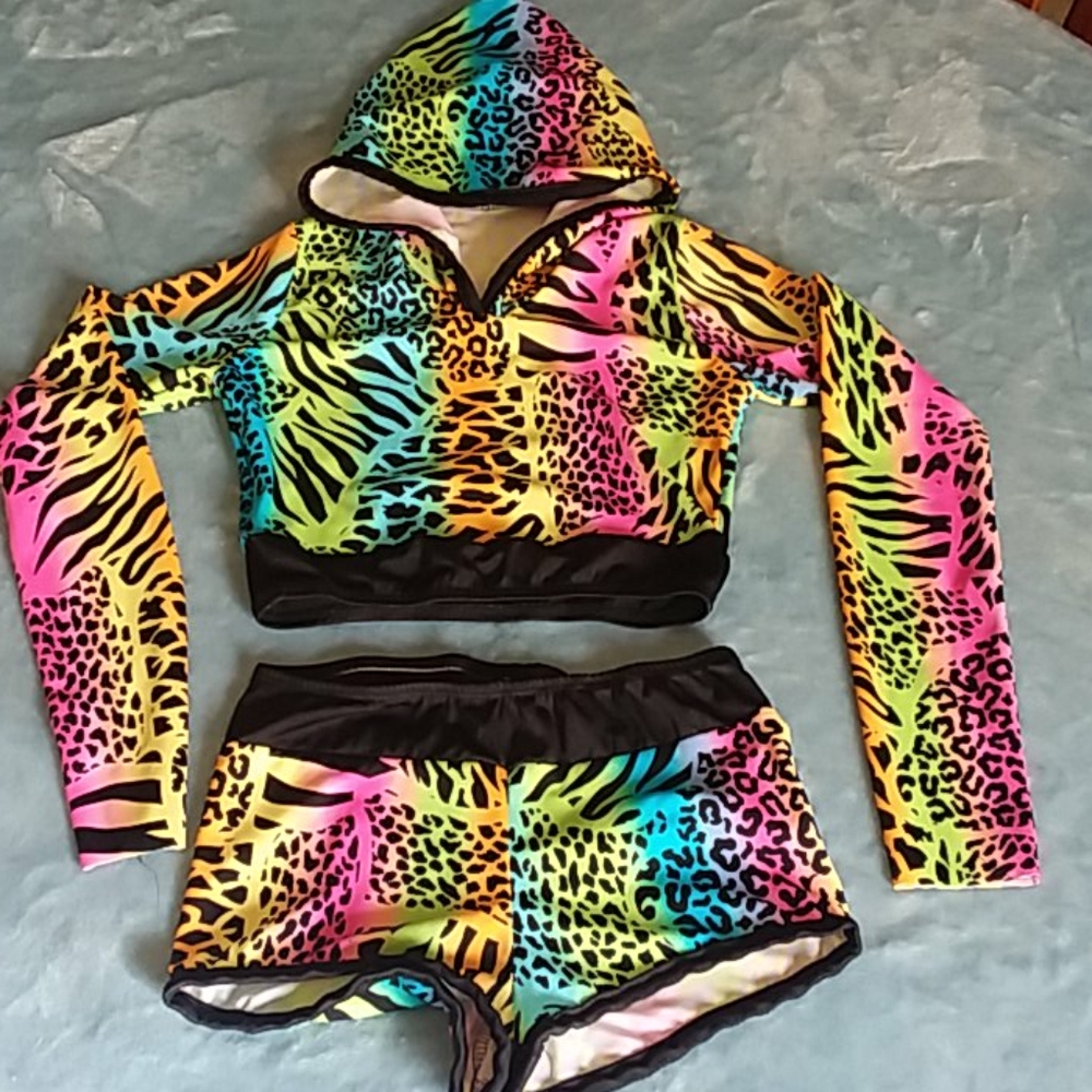 Girls hooded shorts set